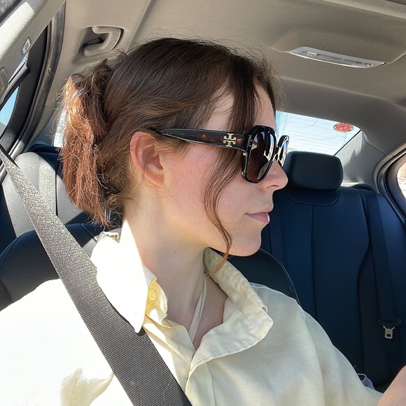 Tory Burch Sunglasses - Picture 5 of 5